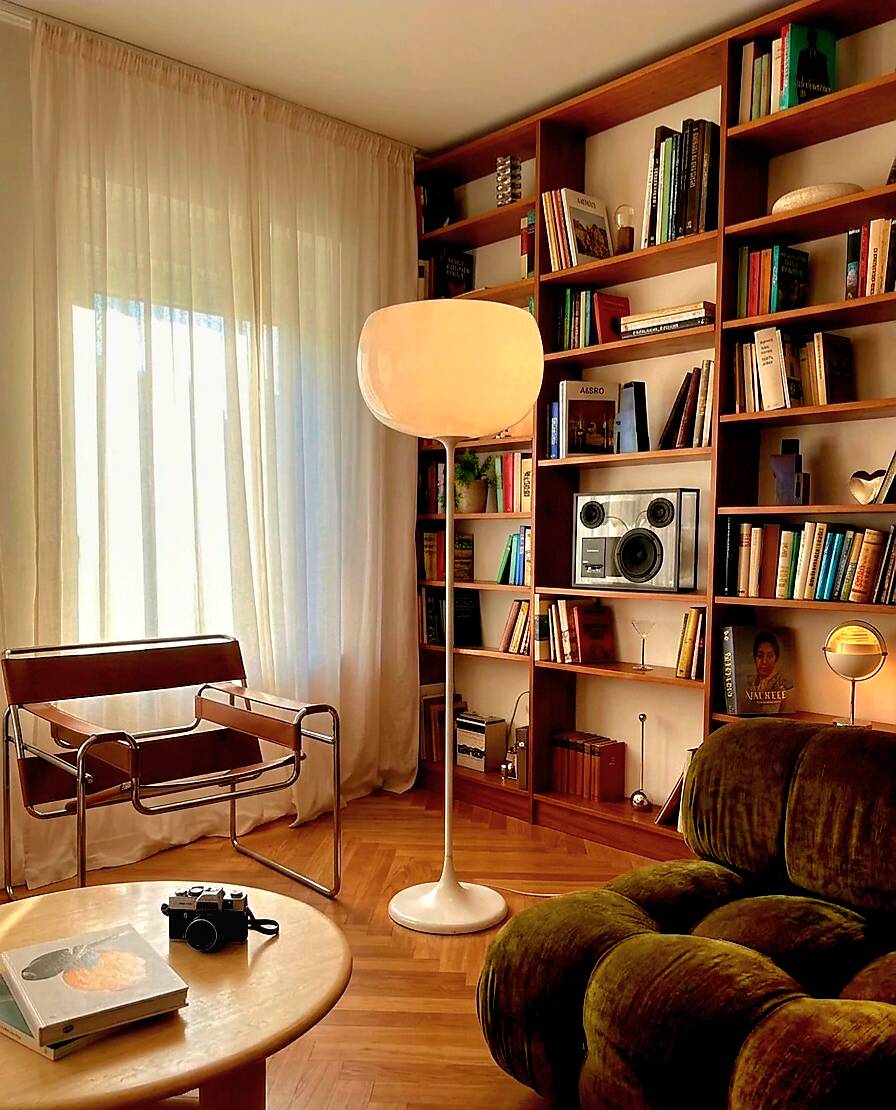 Vintage Italian floor lamp – Circa 1970