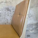 Vintage tulip leg chair.