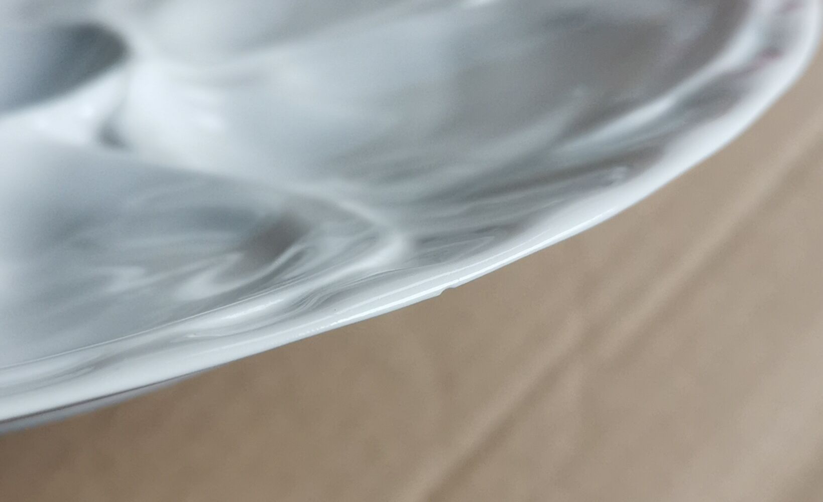Ensemble de 6 assiettes Pillivuyt porcelaine blanche