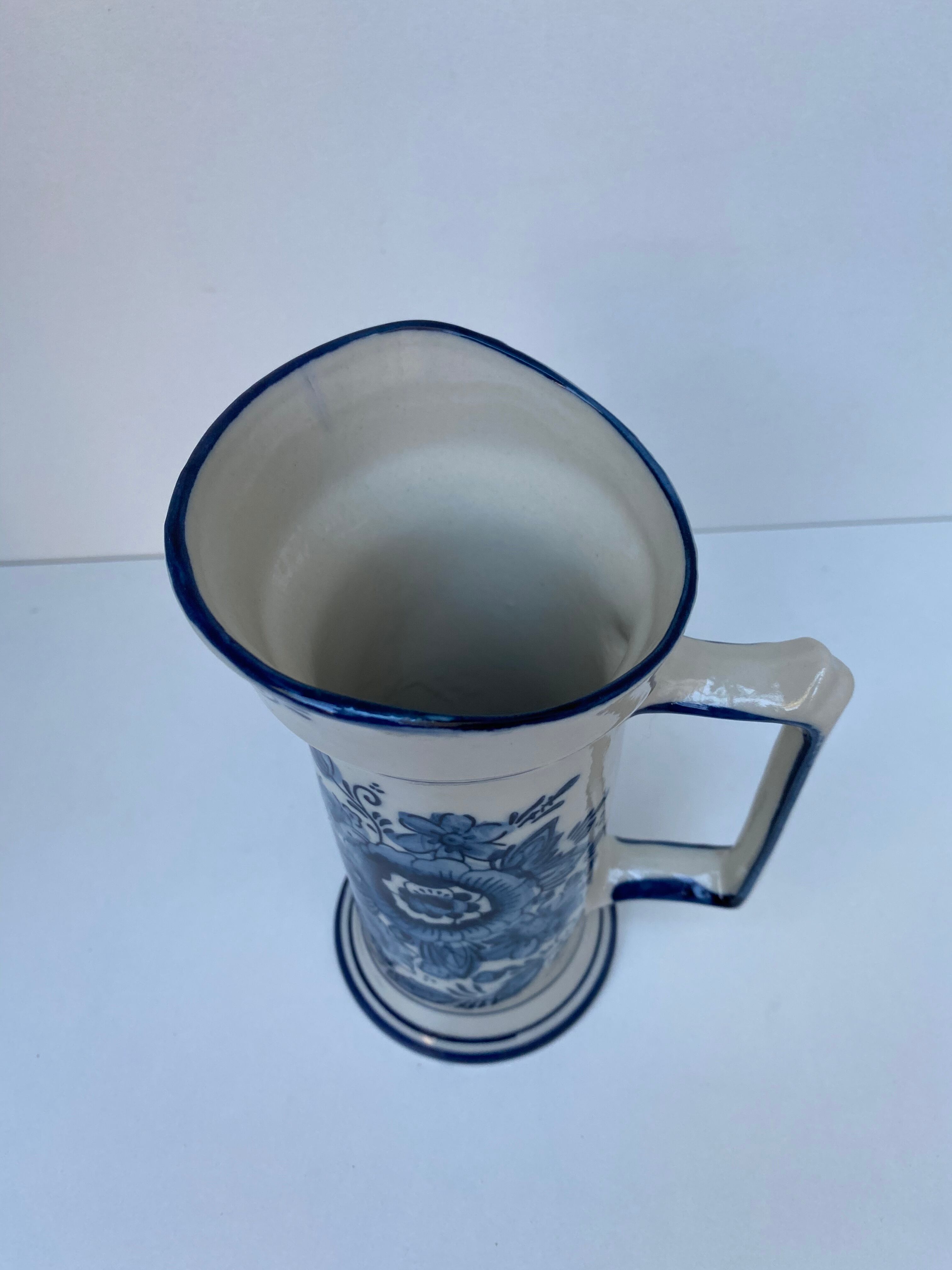 Delft earthenware pitcher / vase