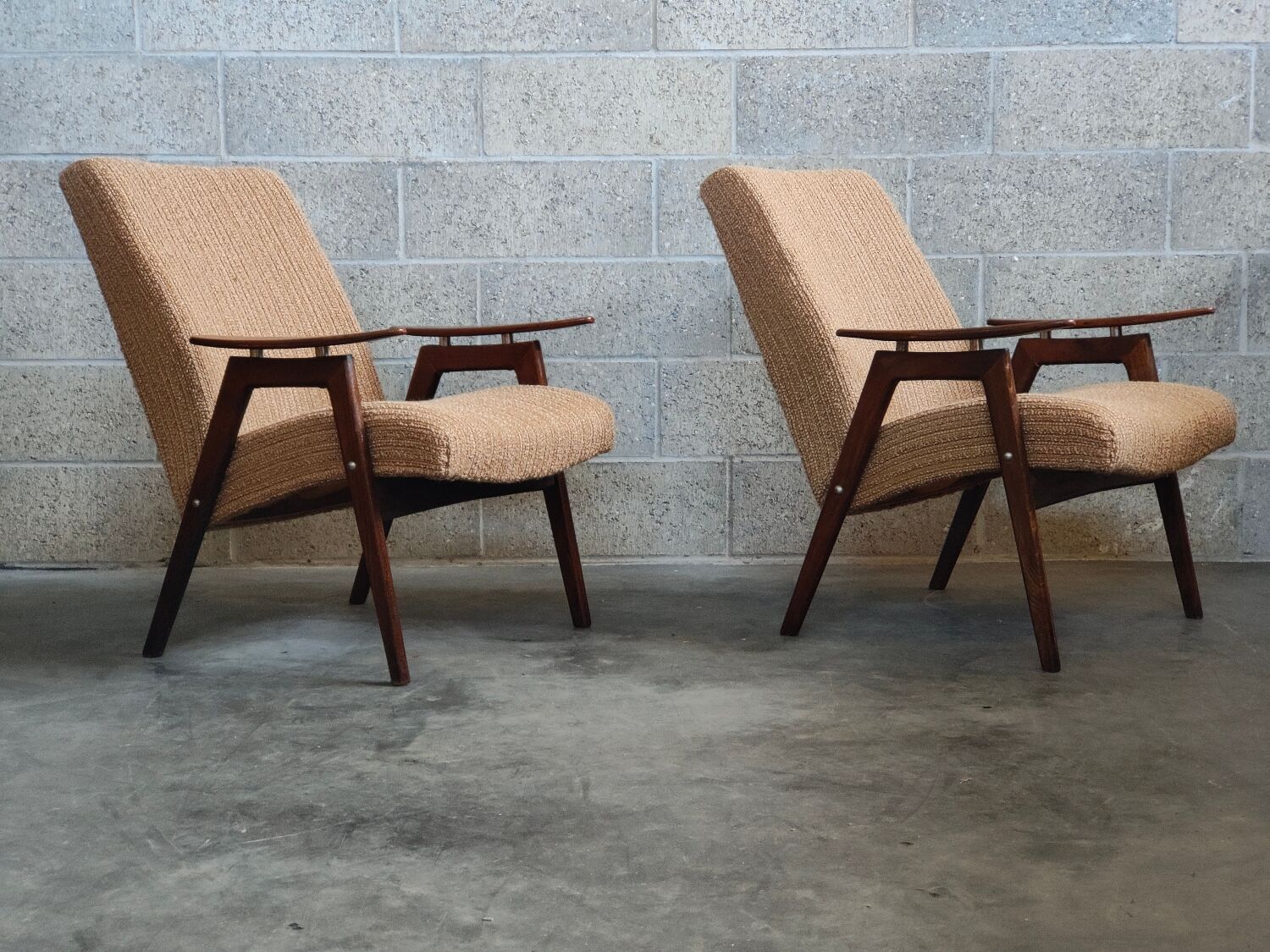 Pair of armchairs by Jaroslav Smidek for TON (Thonet)1960