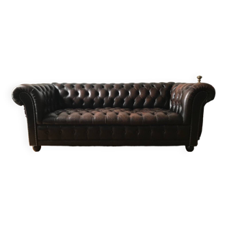 Vintage 2.5 seater chesterfield sofa