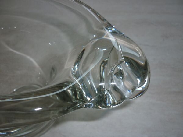 Vase en cristal signé Daum France 1926