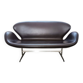Swan sofa by Arne Jacobsen for Fritz Hansen