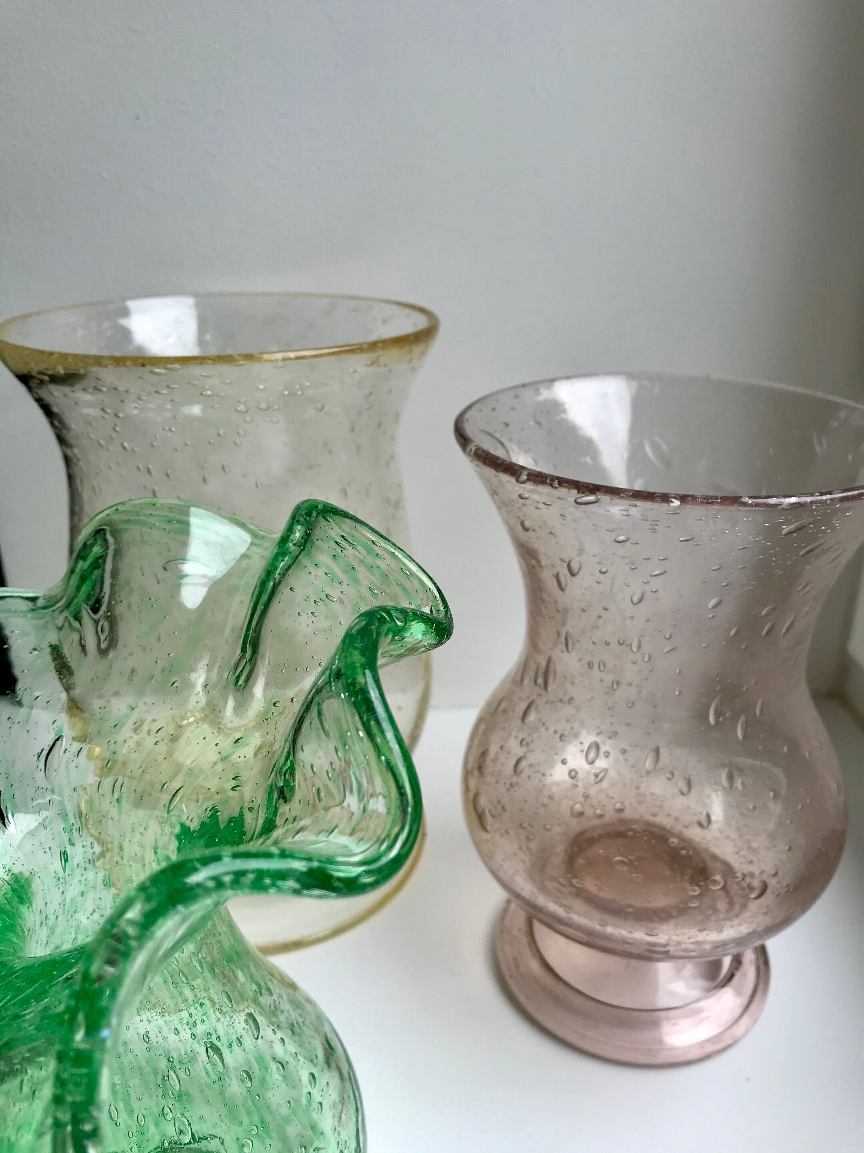 Bubbled glass vase from biot rose 60s-70s