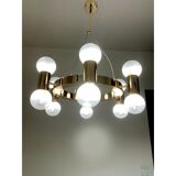 Annular chandelier with gradient white spheres