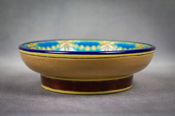 Coupe sur pied en émail cloisonné de Longwy – décor floral art déco