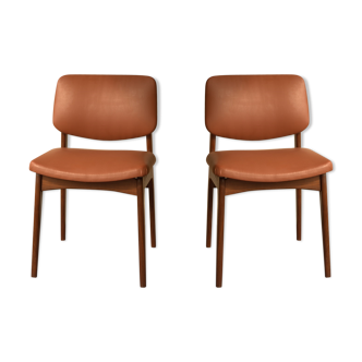 Lot de deux chaises scandinaves