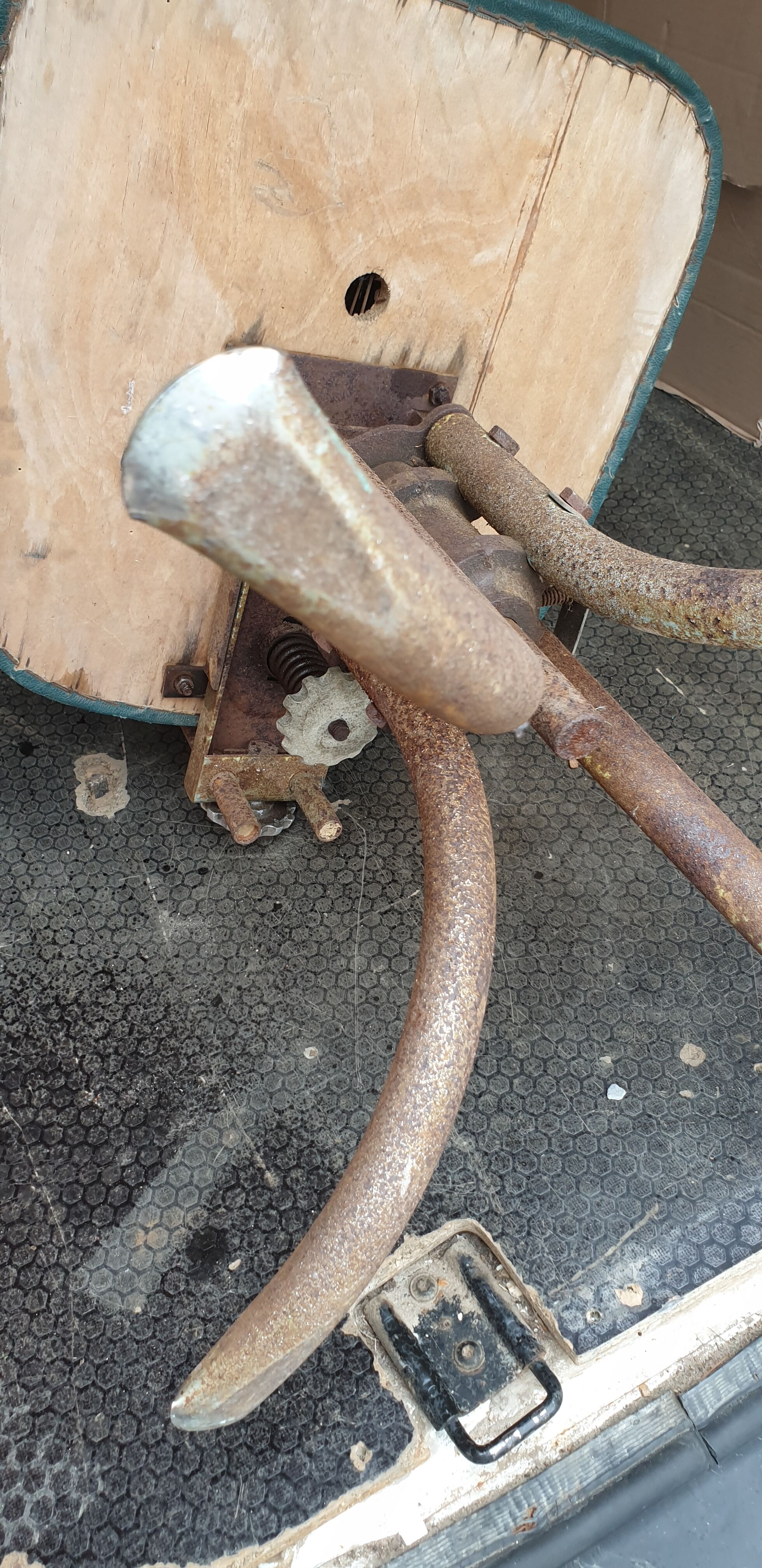 Swivel chair in green skai and chrome steel, Pullman, 1960