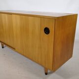 Buffet à portes coulissantes Erich Stratmann années 1960, orme