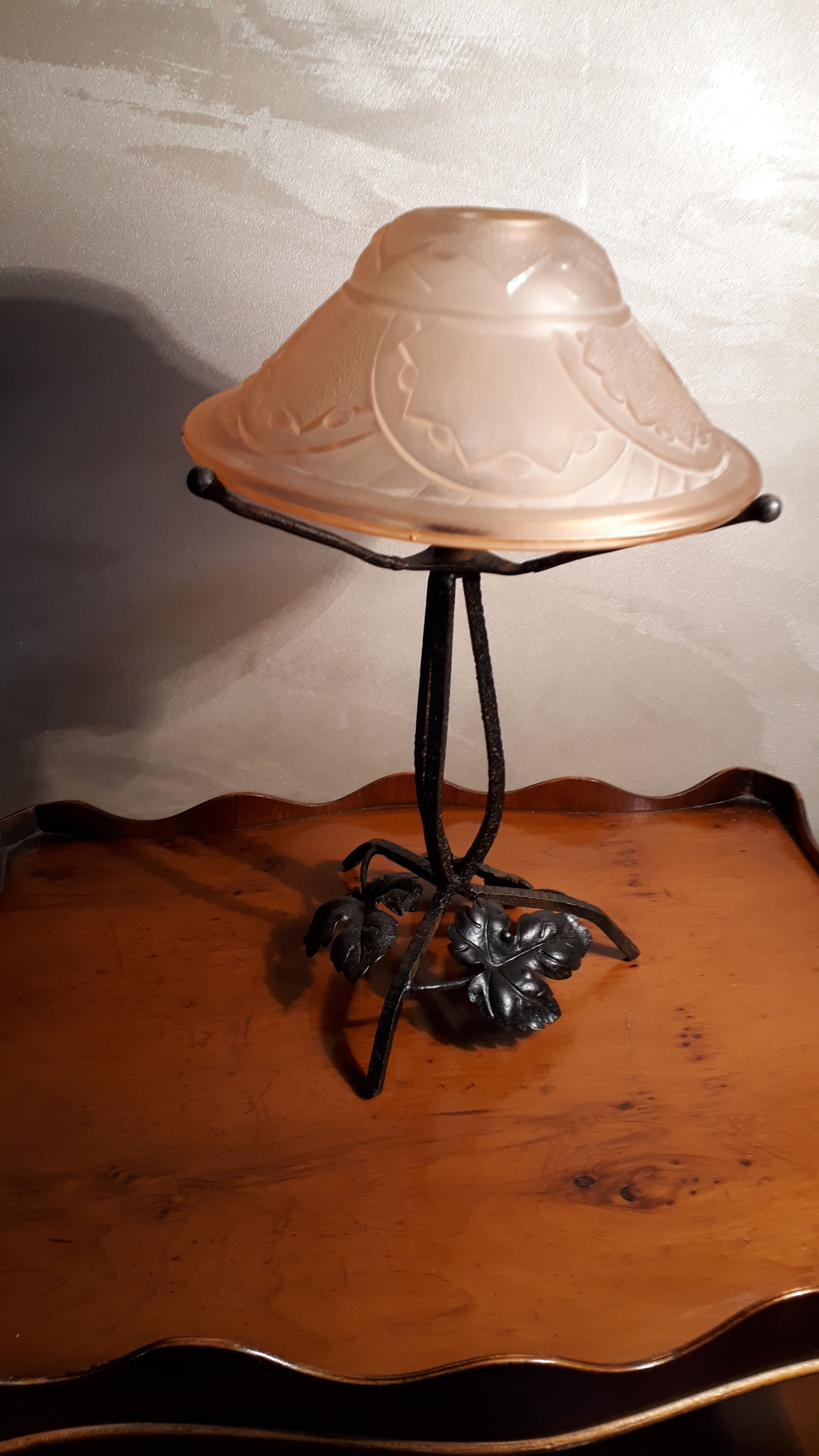 small iron lamp forged ANCIEN ABAT DAY IN VERRE MOULE 1920