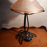 Lampe fer forge ancien abat-jour en verre moule 1920