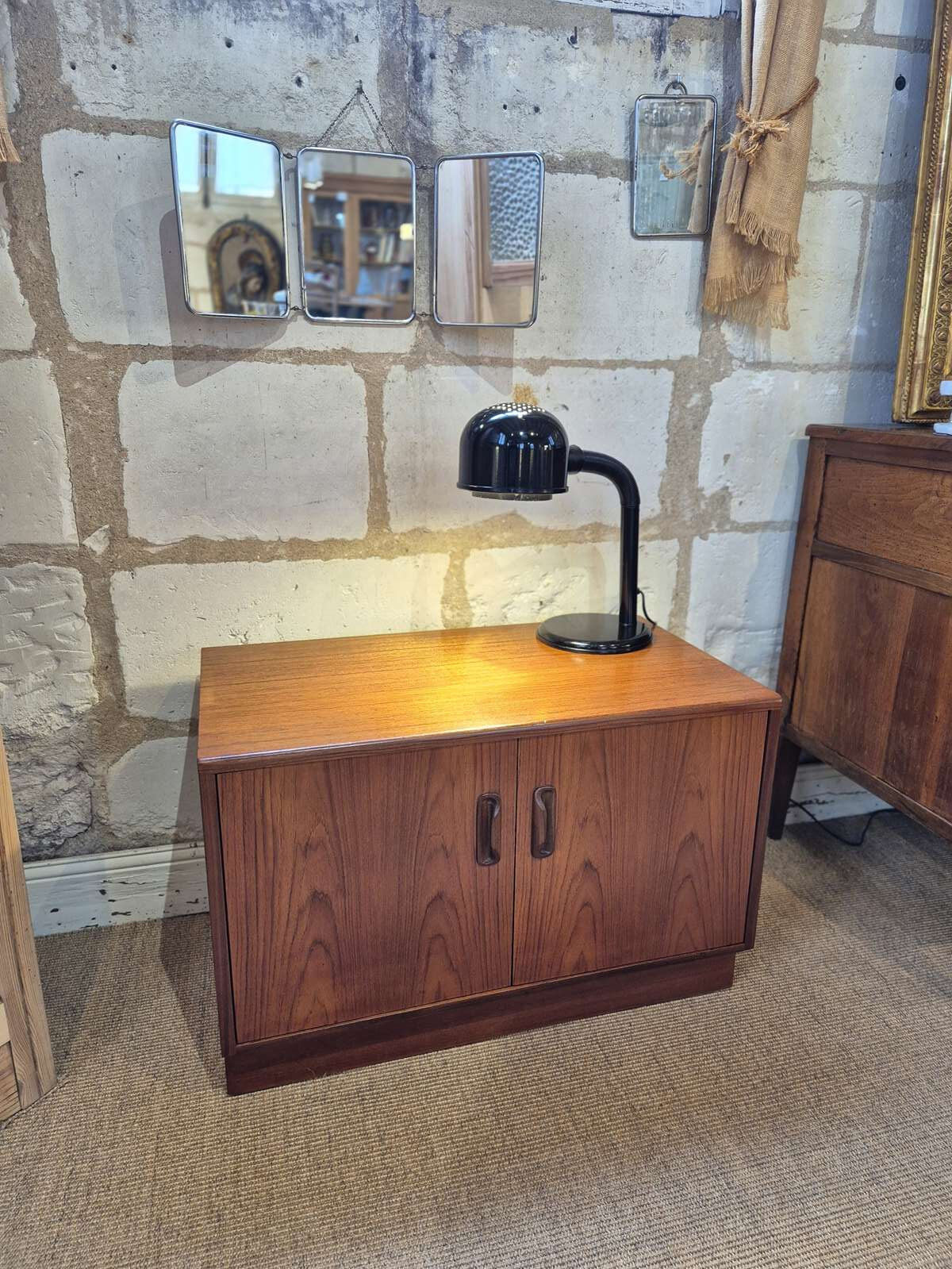 Buffet bas vintage GPLAN
