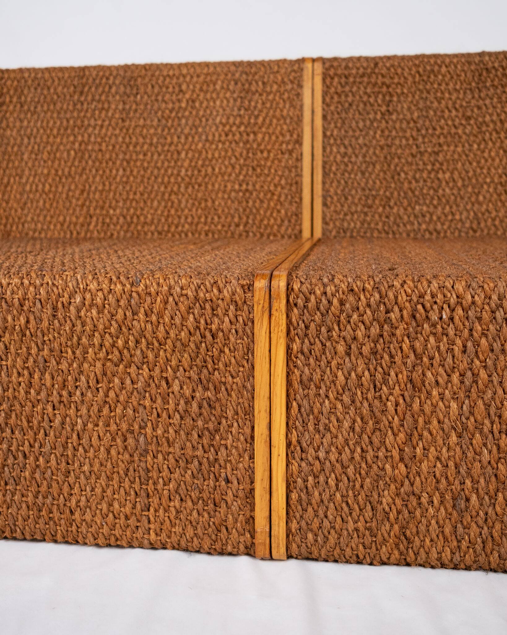 Series of 4 low tables made of cord and pine, France, 1980s.