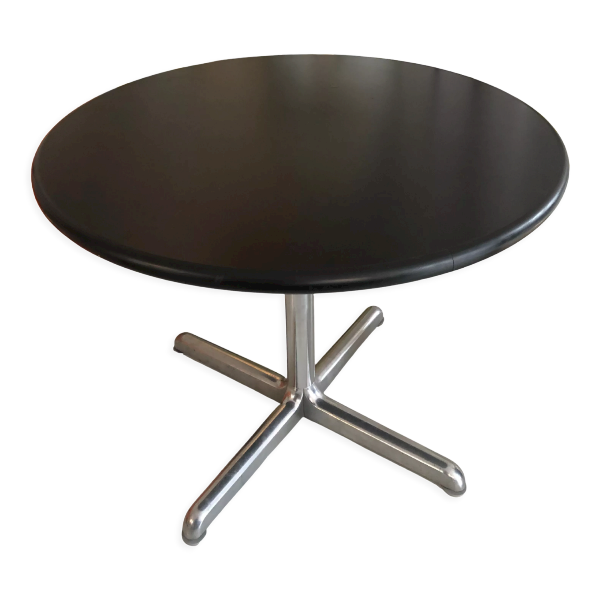 Round dinner table by Giancarlo Piretti, Ed. Anonima Castelli