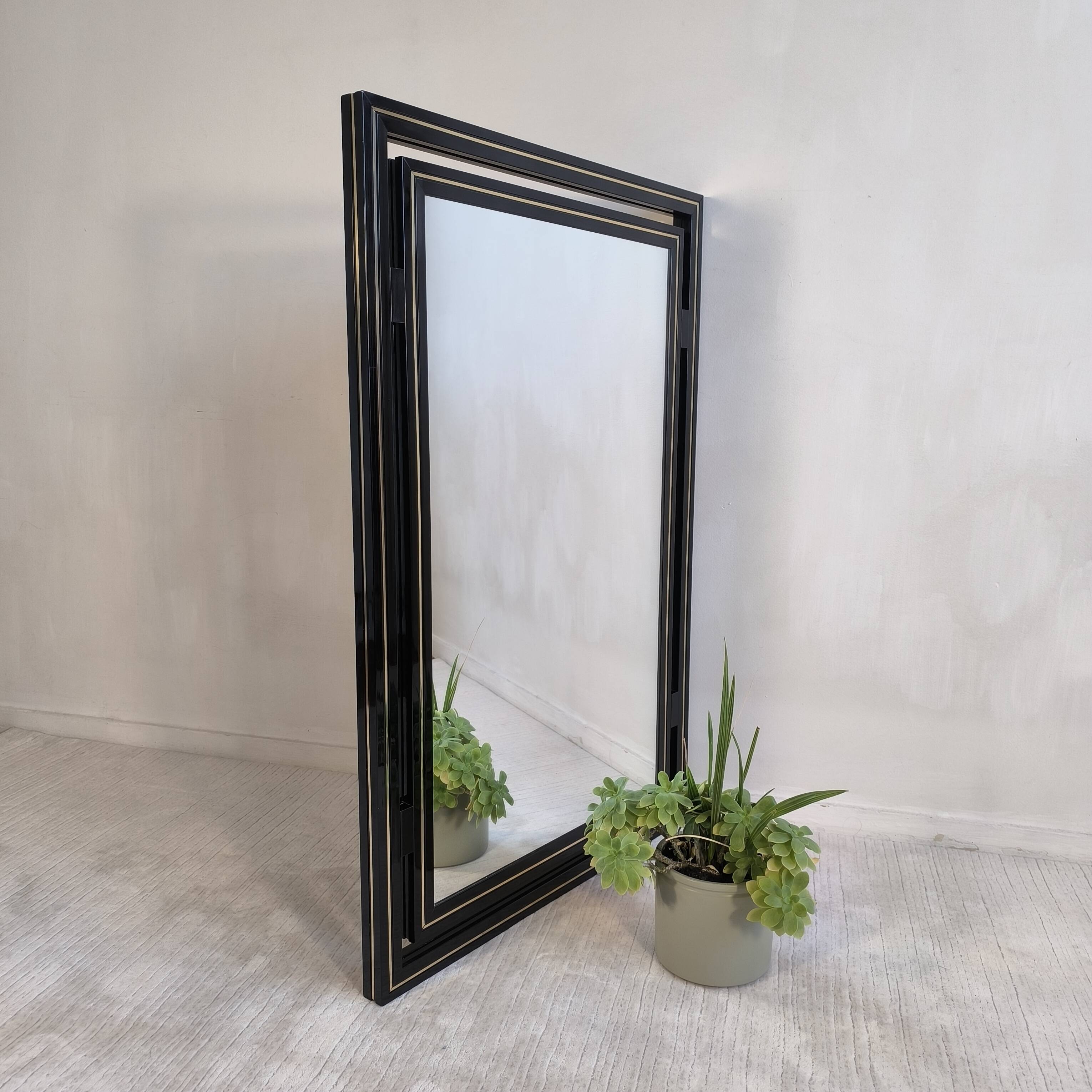 Miroir design Pierre Vandel Paris – Années 80 – Noir laqué