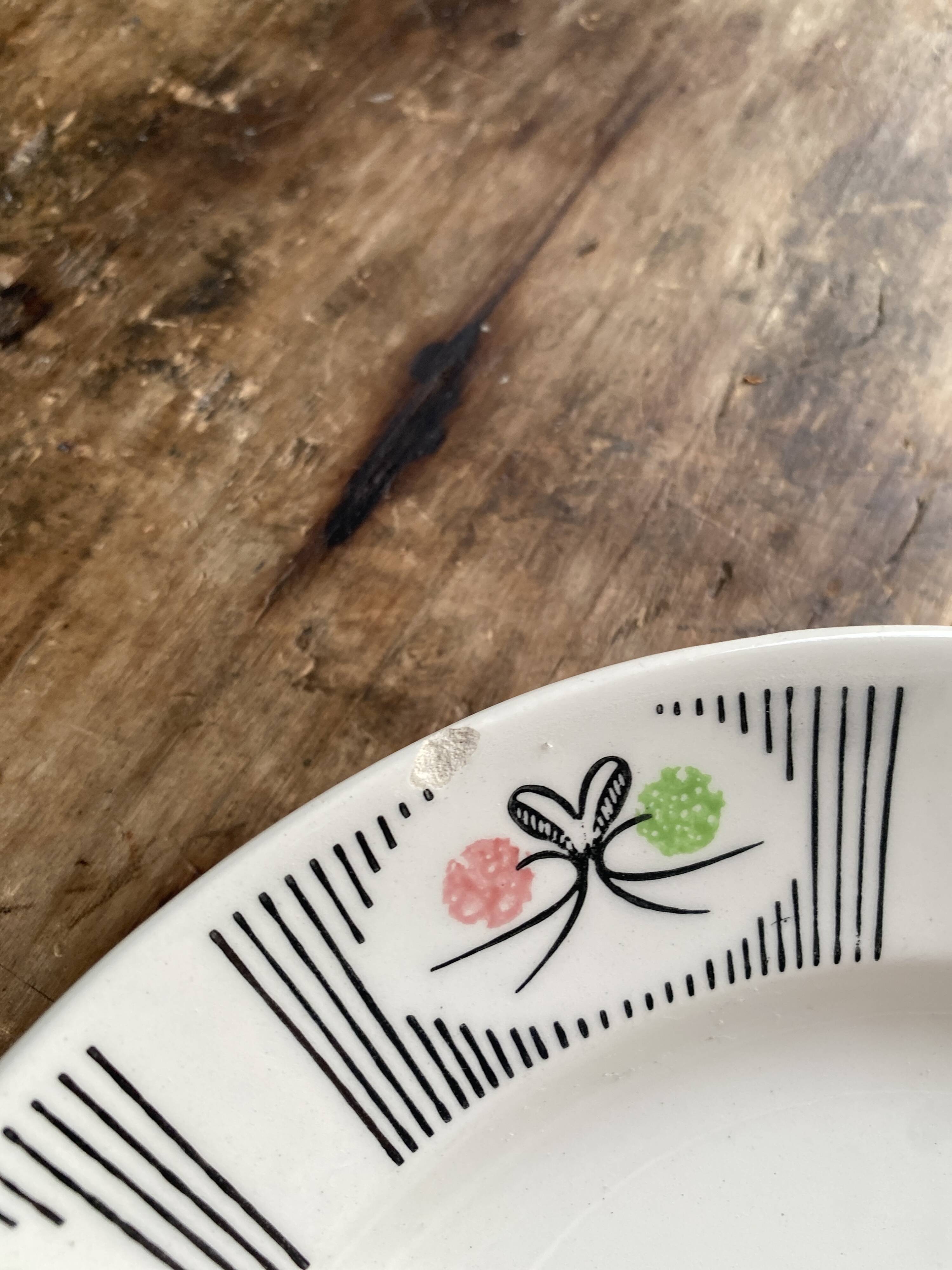 Set of 6 vintage plates Gien France - Model Marie-José