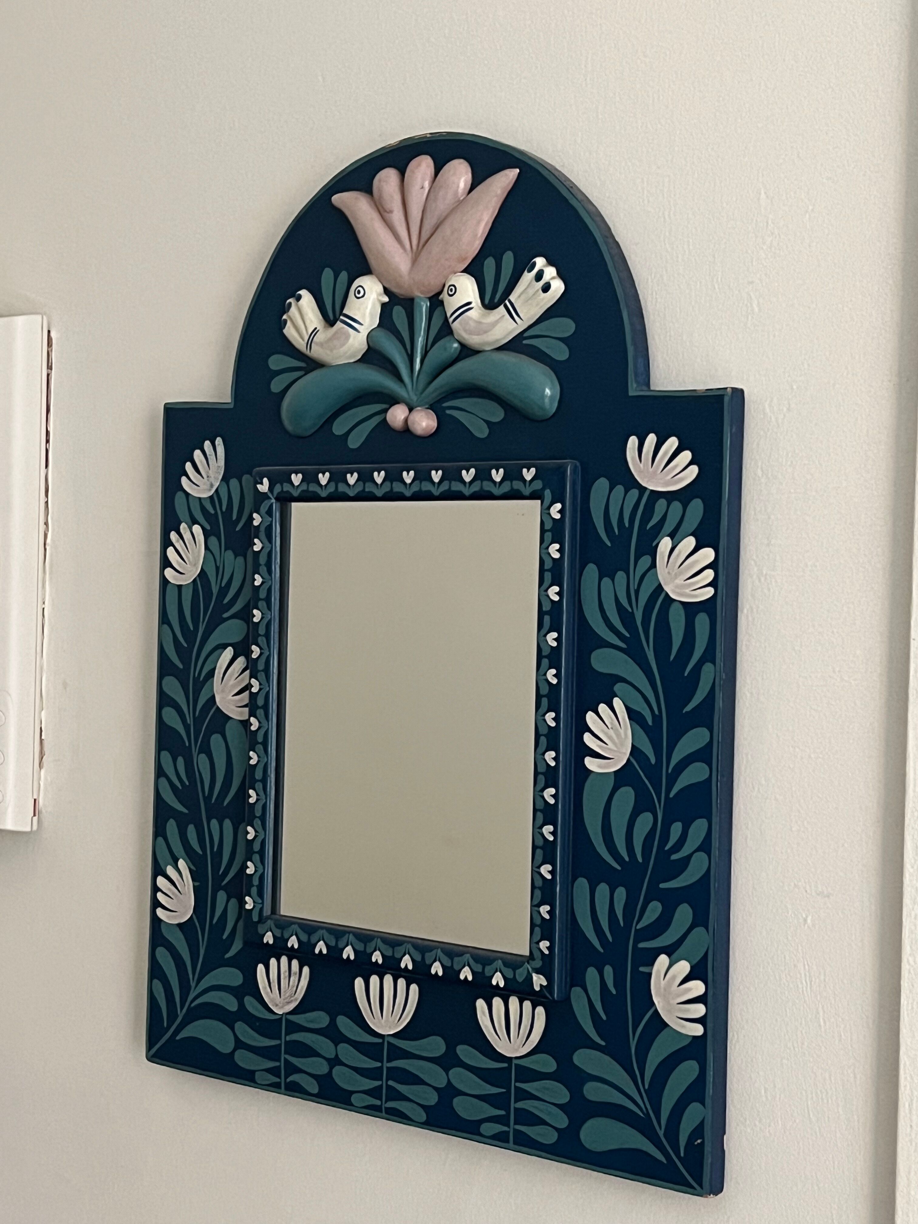 Scandinavian mirror 28x38cm