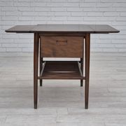 Table basse pliante danoise des années 1950 avec tiroir et étagère, état d'origine.