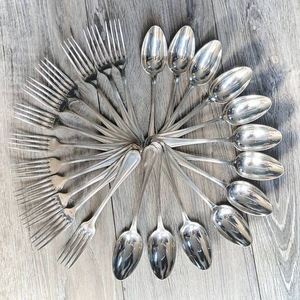 24 couverts christofle modele spatours