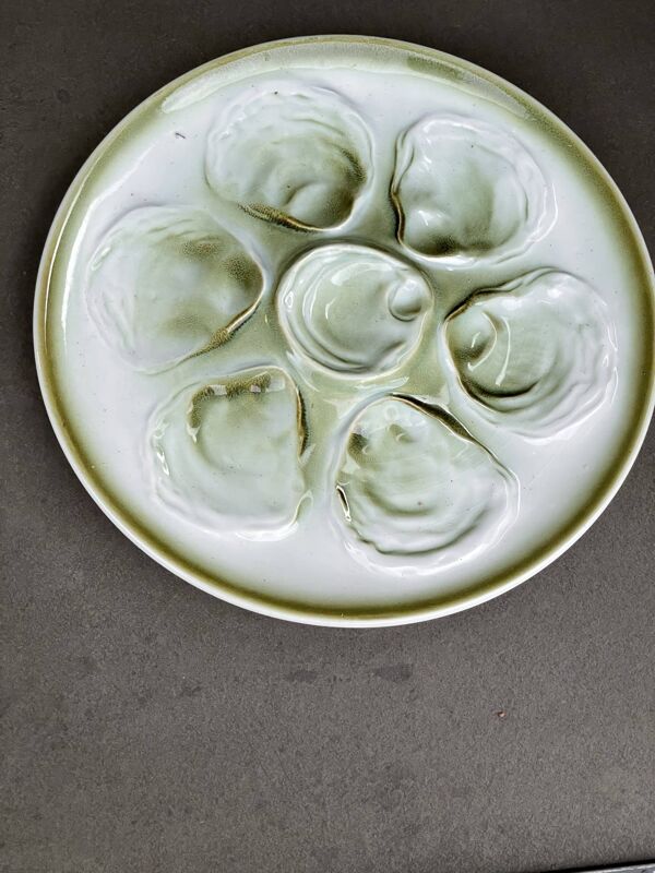 8 assiettes huîtres saint Amand