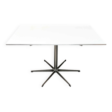 Table minimaliste danoise mid-century moderne par Piet Hein, Bruno Mathsson, Arne Jacobsen pour Fritz Hansen, années 1980, 1984