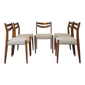 Set of 5 Scandinavian chairs from the 1960s.