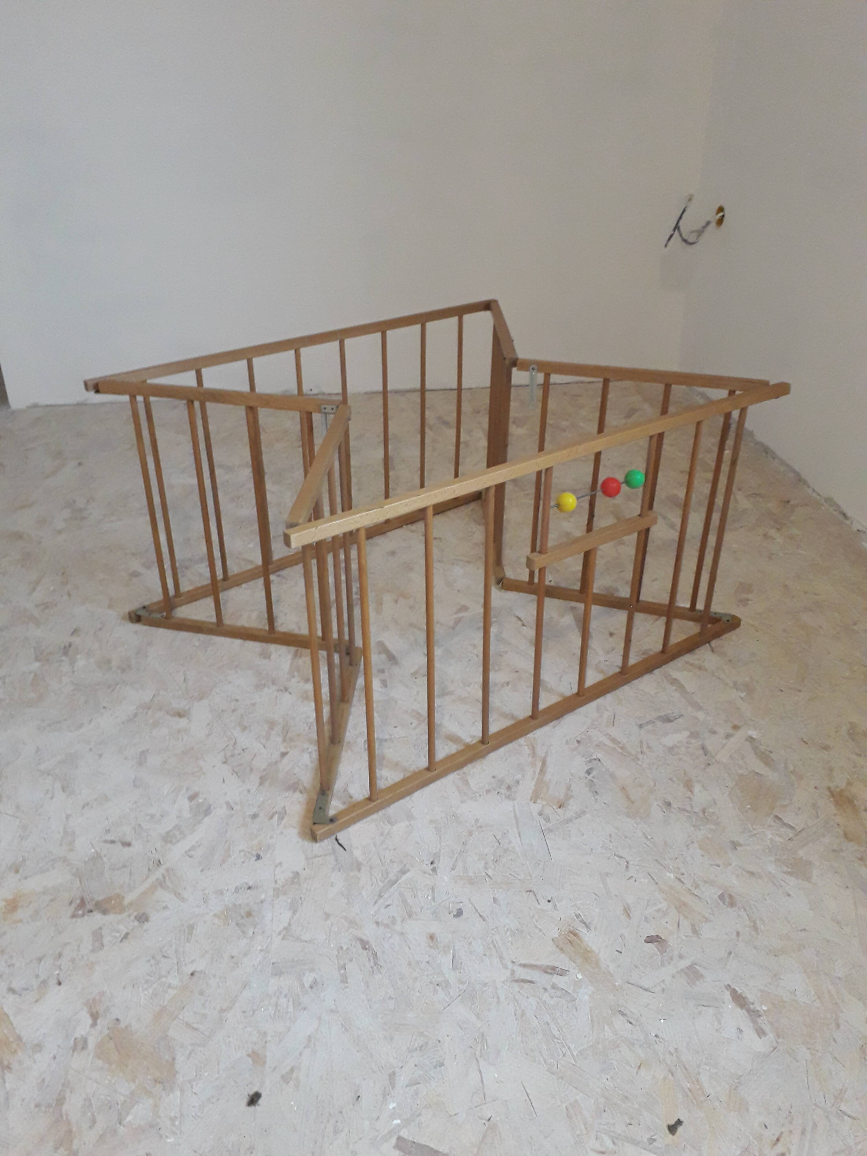 Folding wooden children's park