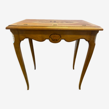 Louis XV style table in cherry wood