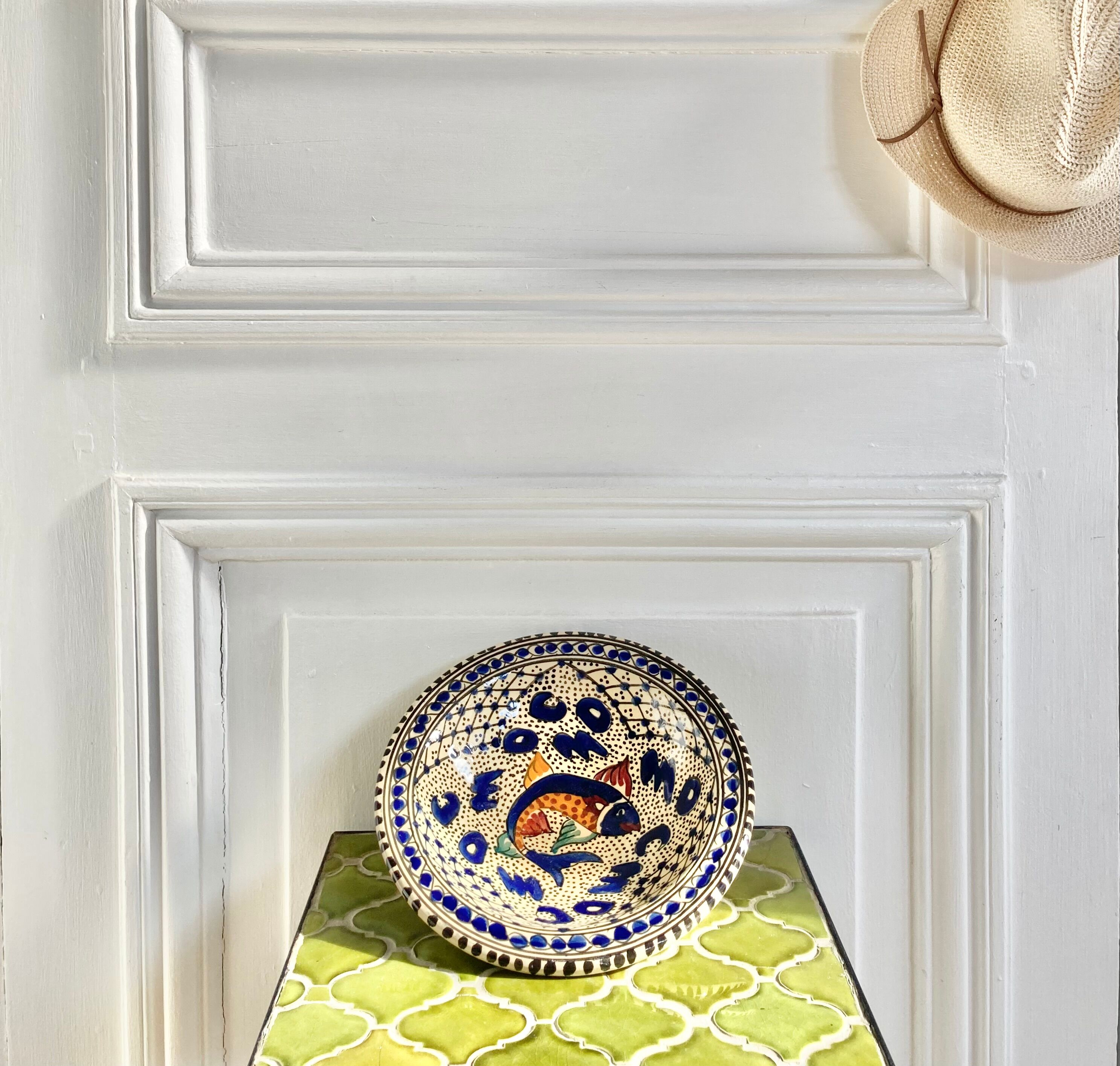 Empty pocket ceramic cut decoration fish