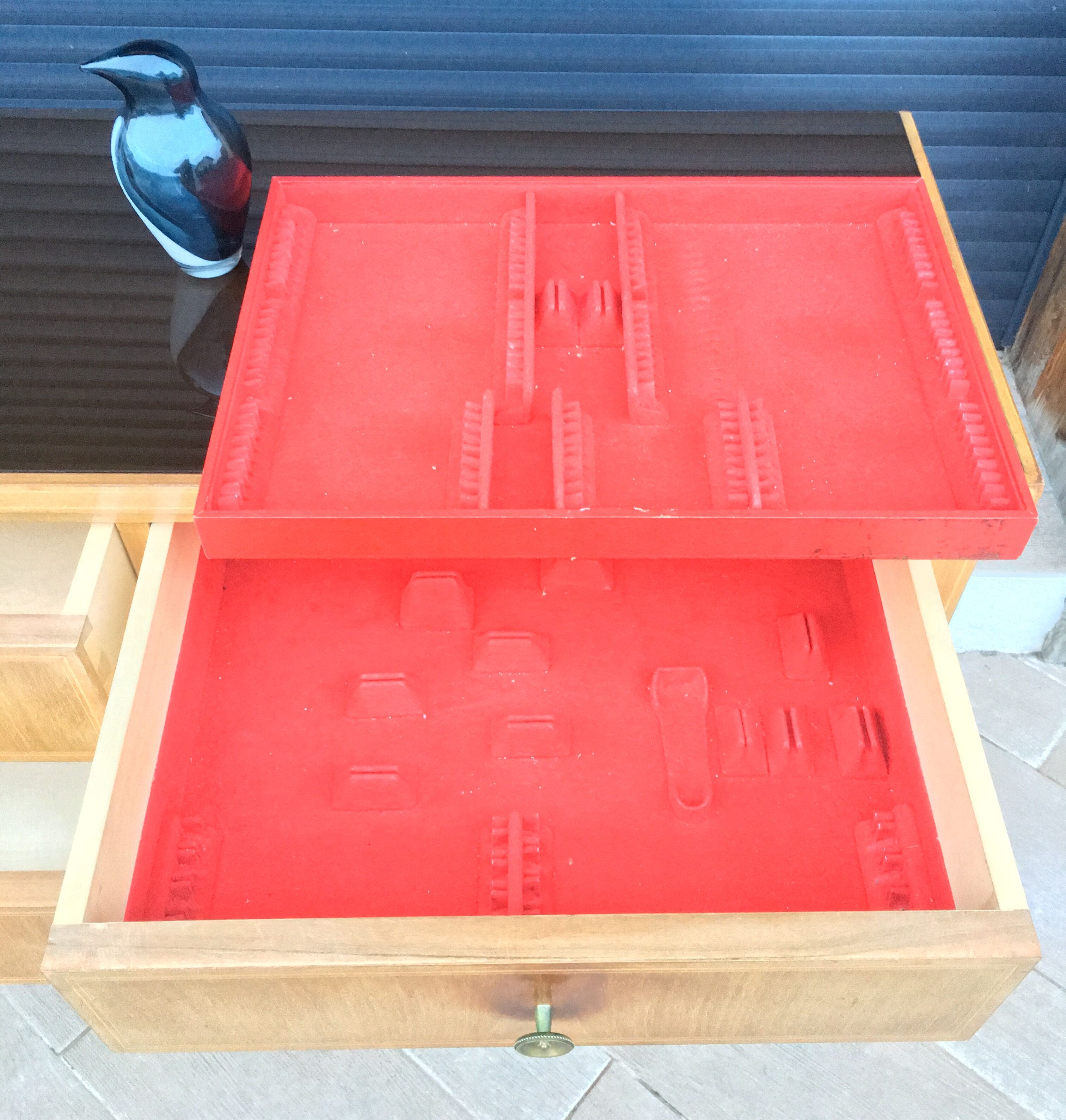 Console, regency thread