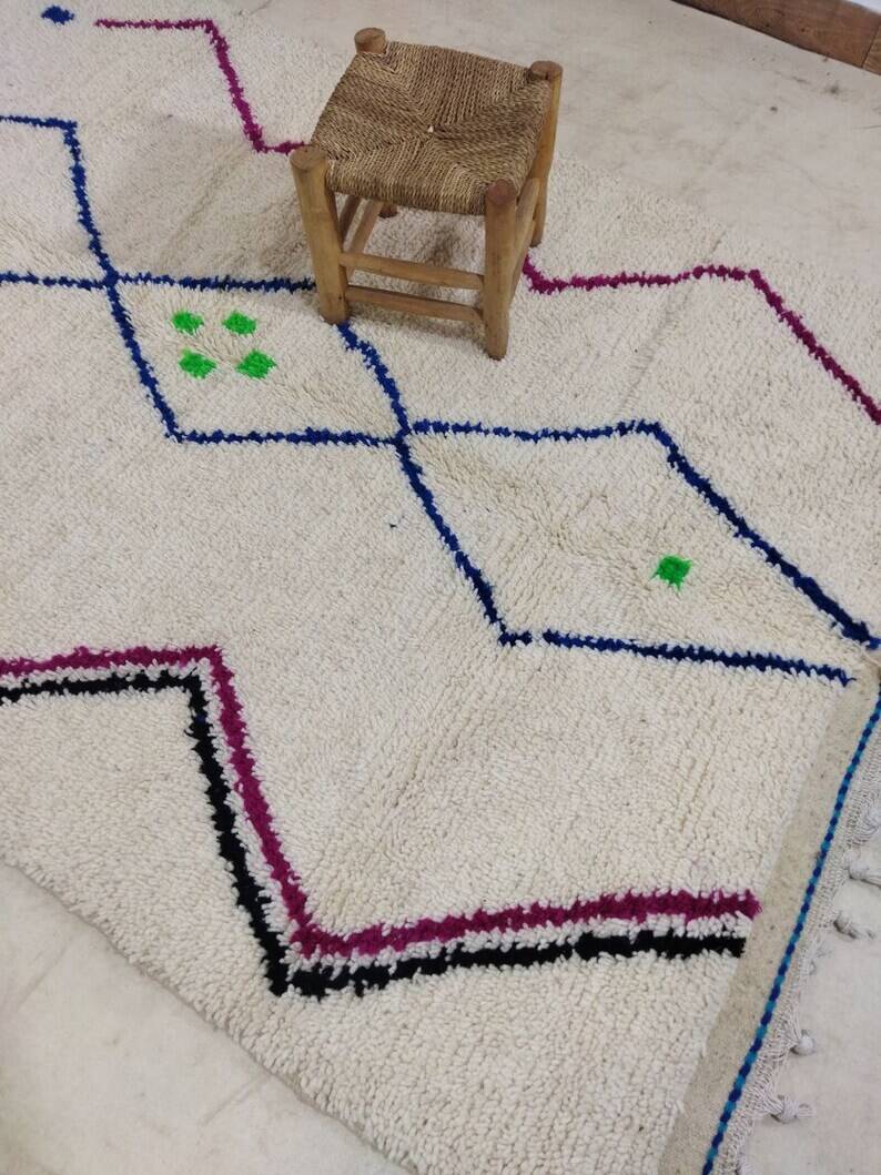 Azilal rug decorated woven in natural wool 250cm×150cm