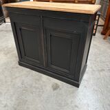 Small patinated countertop