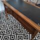 Bureau ministre cuir