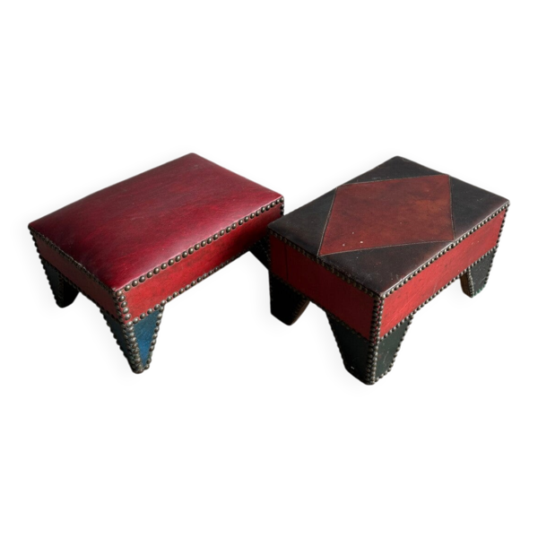 Lot de 2 poufs en cuir avec couture cloutée
