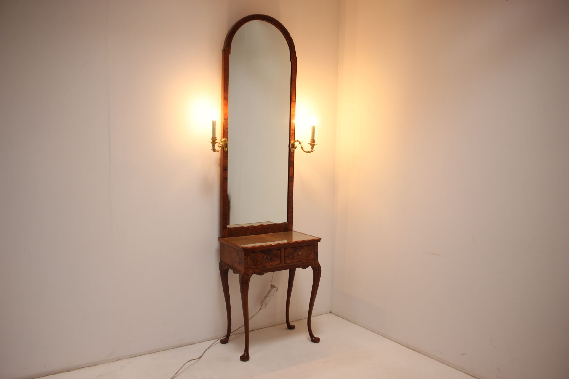 1920s mirror cabinet, Czechoslovakia