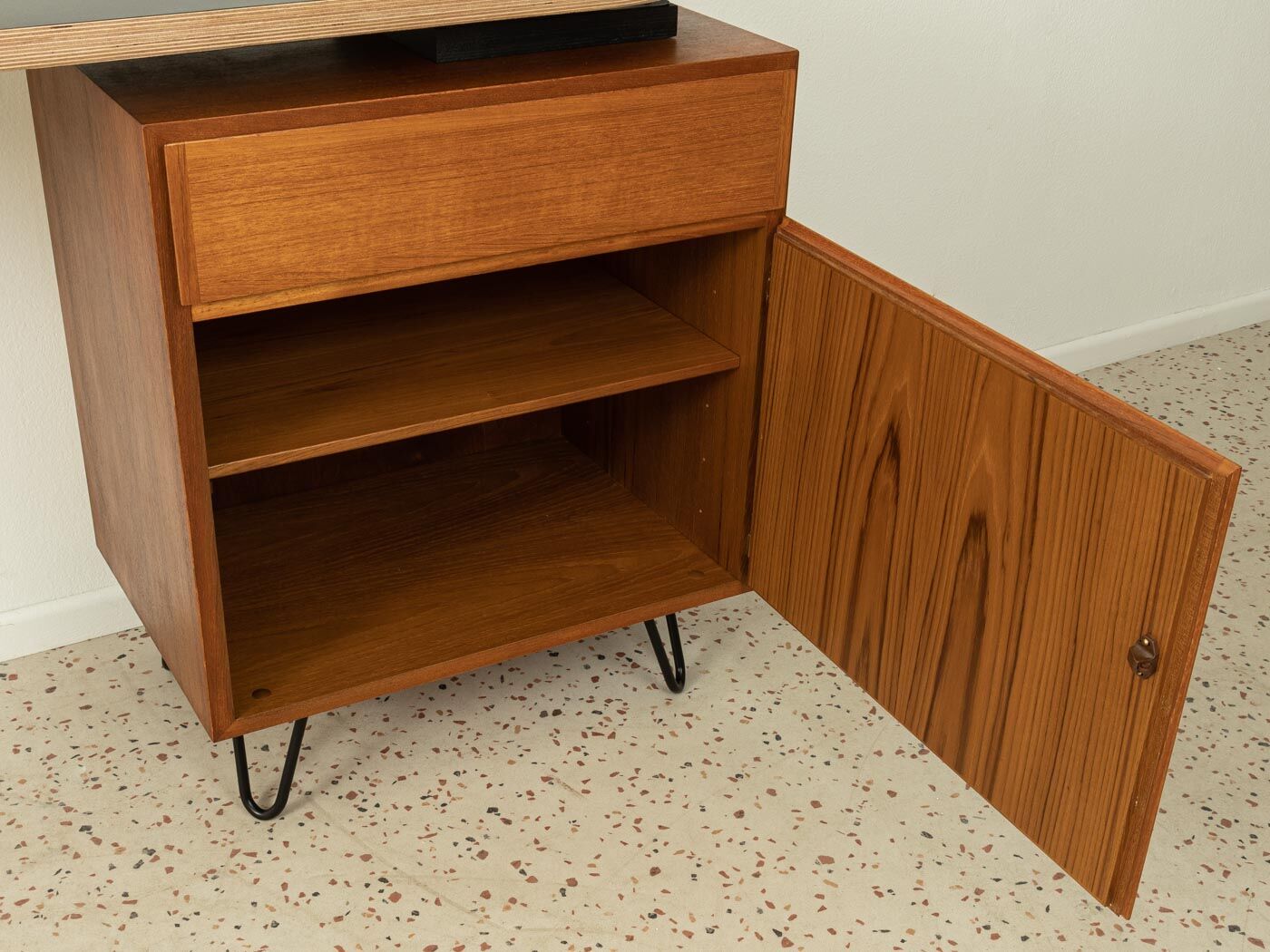 1960s desk, Omann Jun