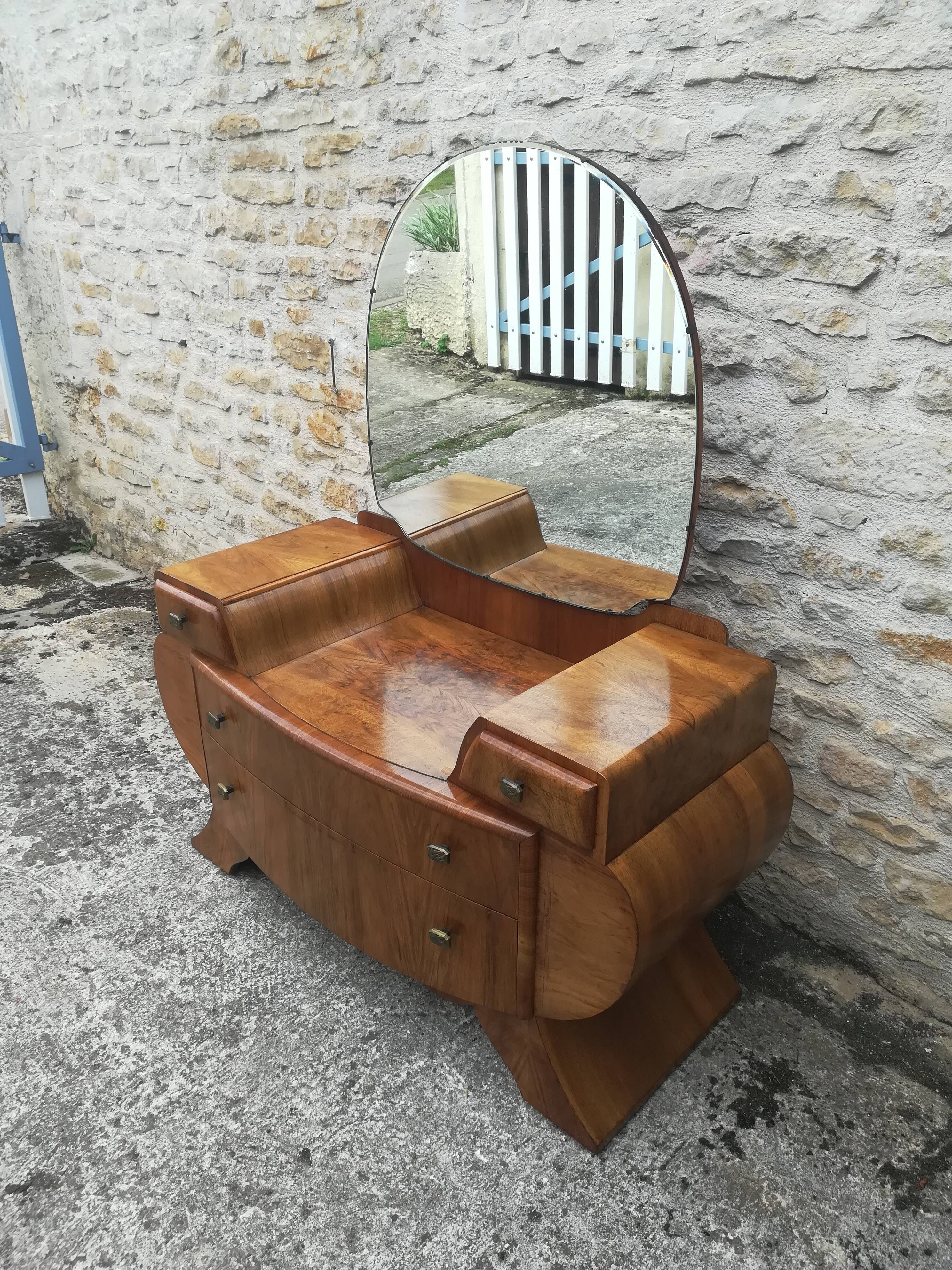 Art Deco dressing table