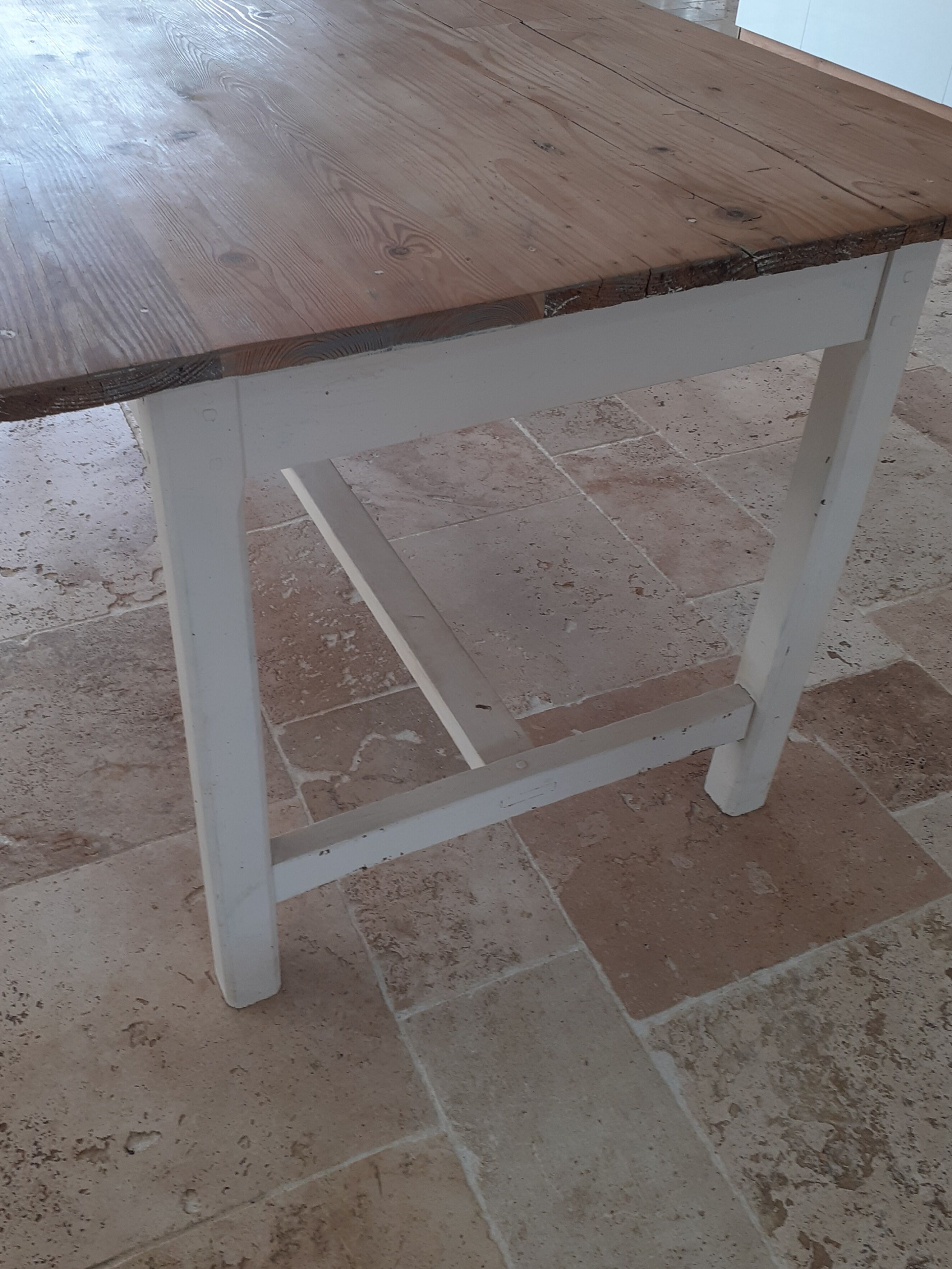 Farmhouse table