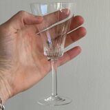 Deux verres à liqueur en cristal ciselé