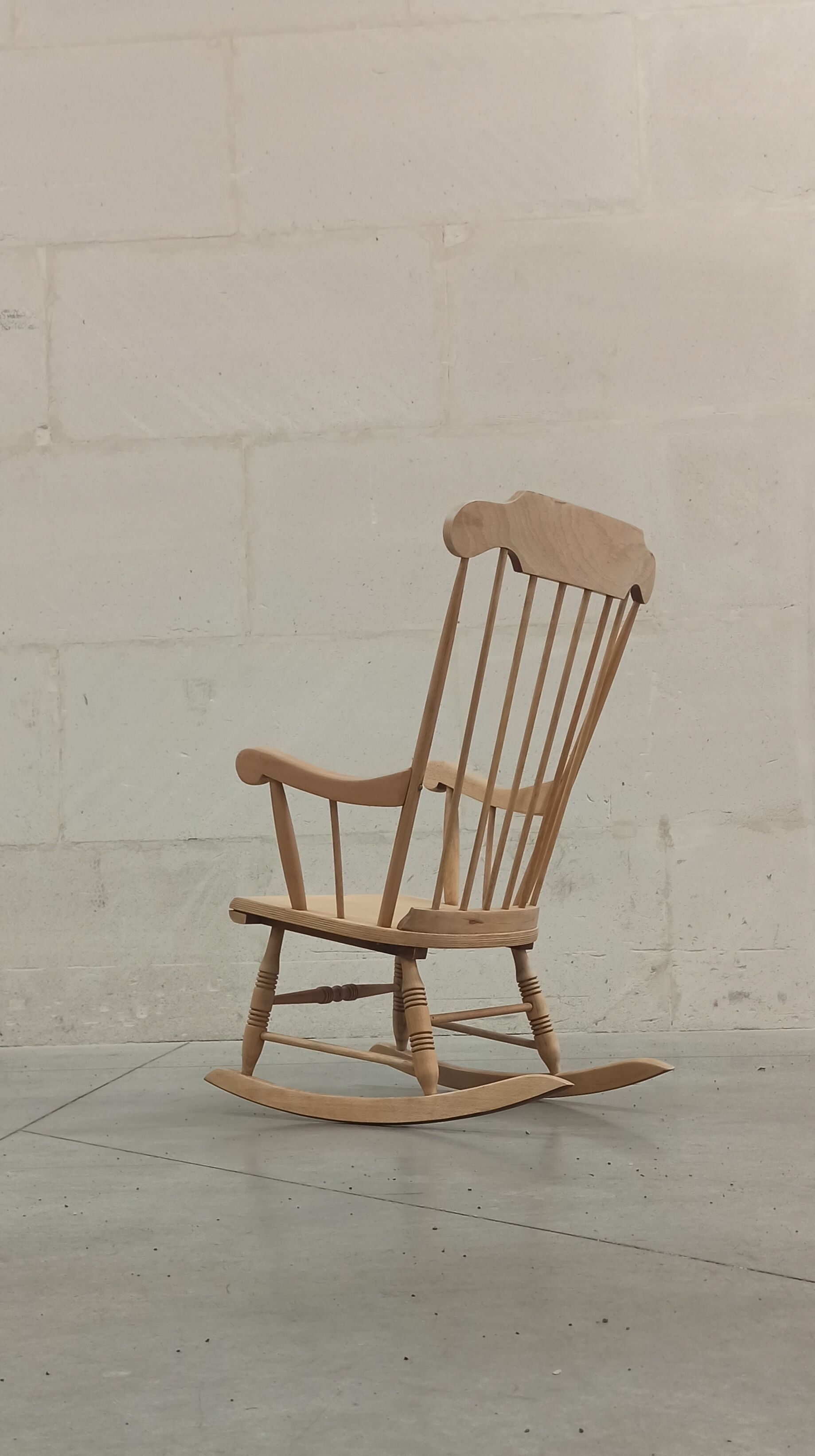 Wooden rocking chair 60's