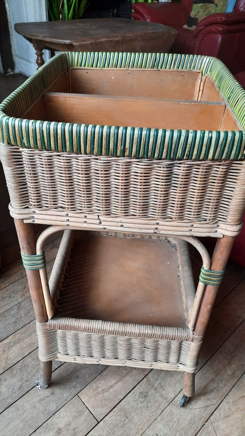 Rattan and bamboo worker