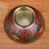 Decorative bowl in hammered brass, oriental style
