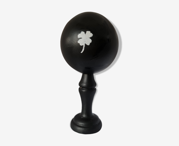 Bilboquet old lucky charm makes real deco object