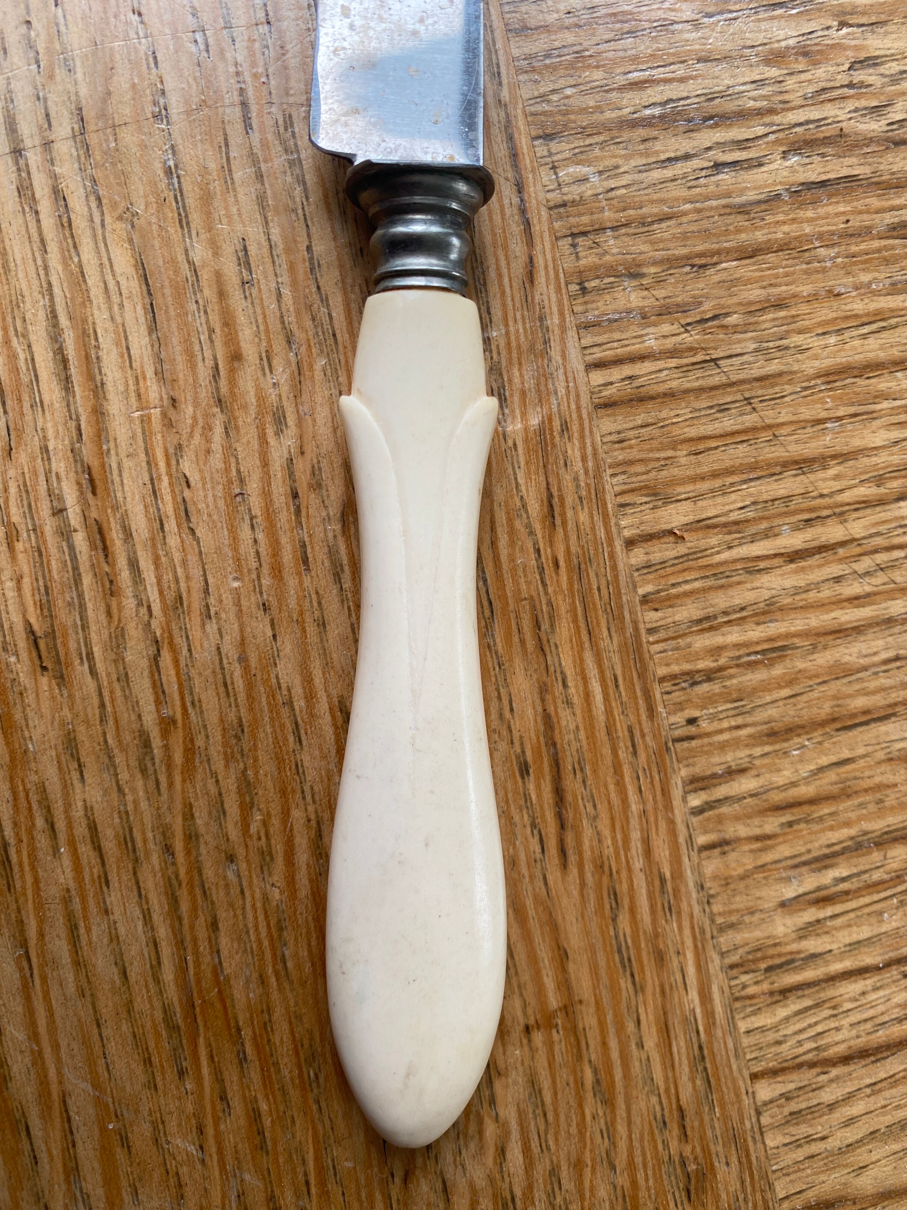 Ivory handle dessert knife