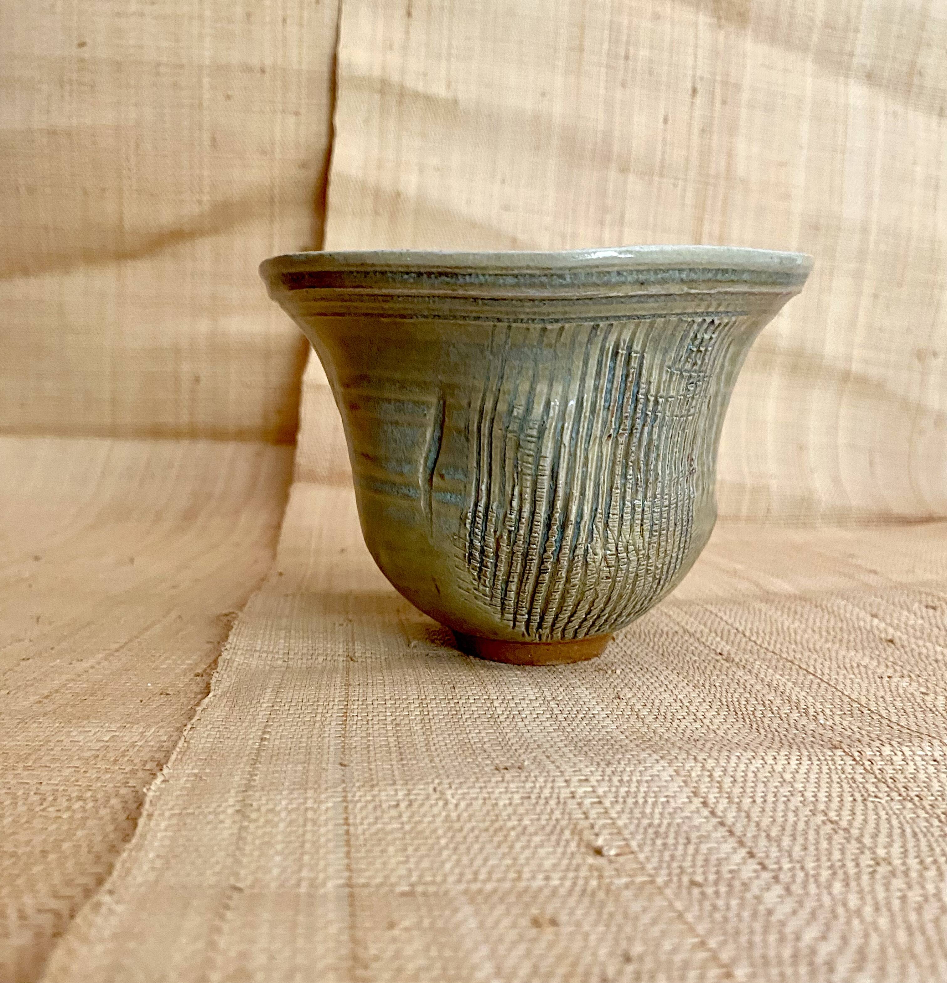 Japanese scarified ceramic bowl