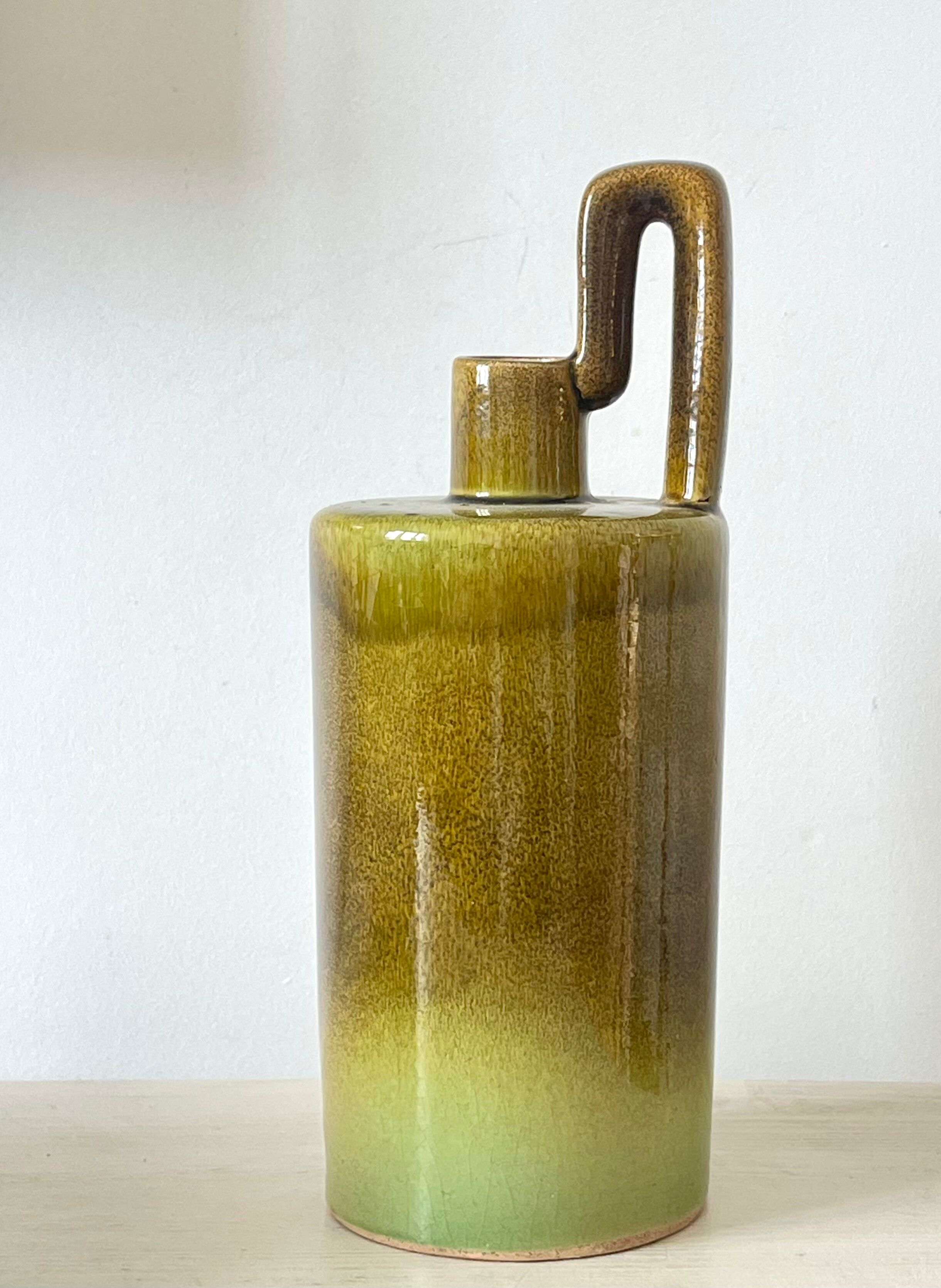 Ceramic vase 1970.