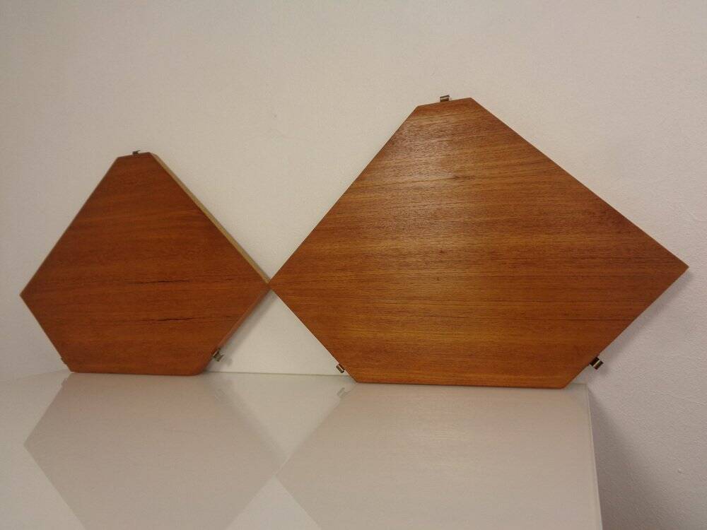 Swedish Teak Corner Shelf by Kajsa and Nils Nisse Strinning for String, 1950s