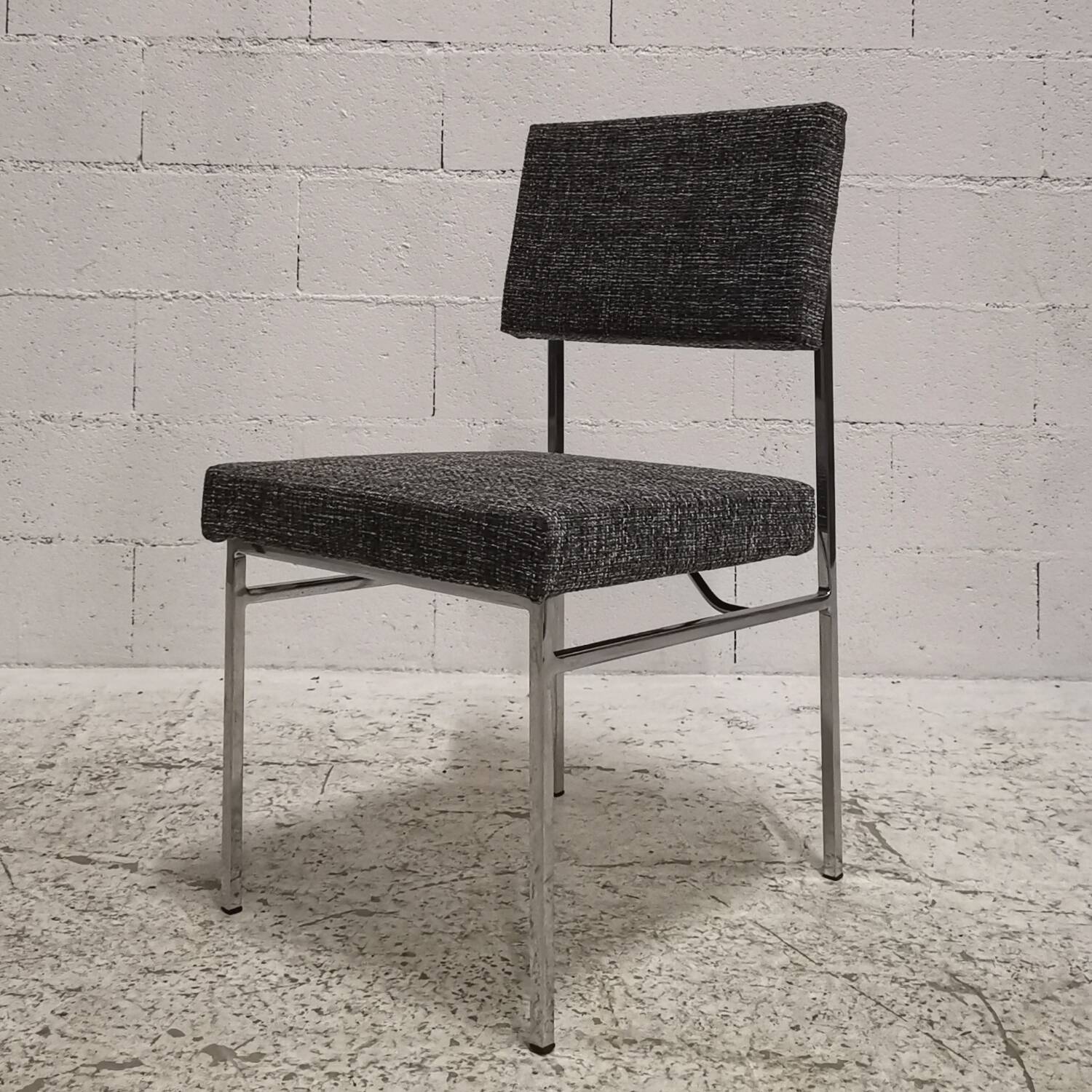 P60 chair designed by Philippon & Lecoq, Airborne edition, 1960