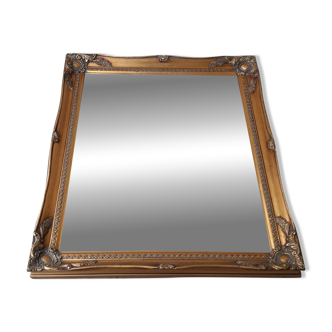 Rectangular gold mirror
